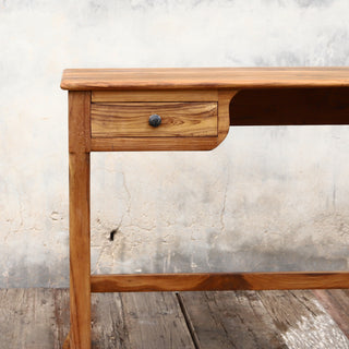 Rivella Study Table