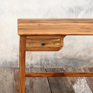 Rivella Study Table