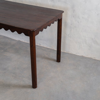 Tarang Dining Table