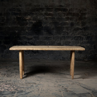 Heritage Arc Dining table